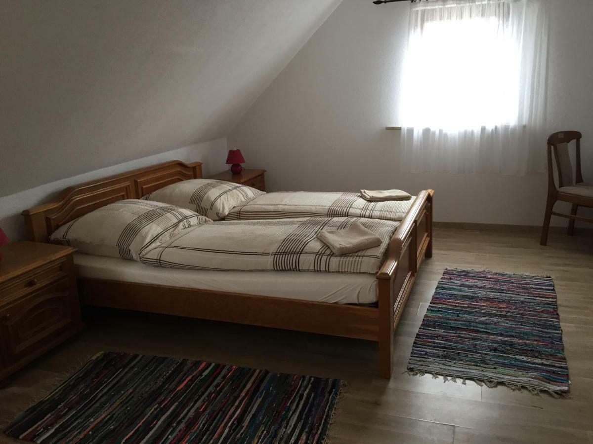 Gasthof Roessle Ochsenwang Bissingen an der Teck Extérieur photo
