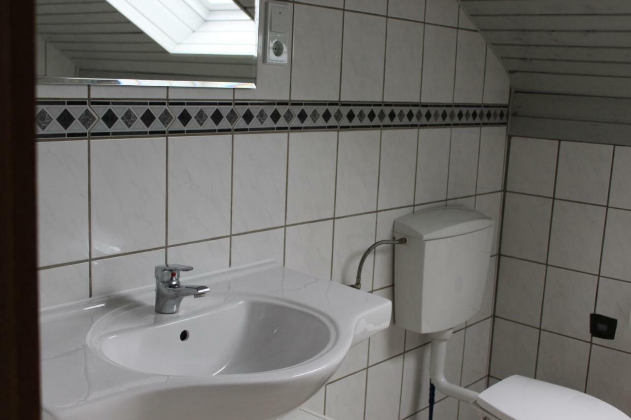 Gasthof Roessle Ochsenwang Bissingen an der Teck Extérieur photo